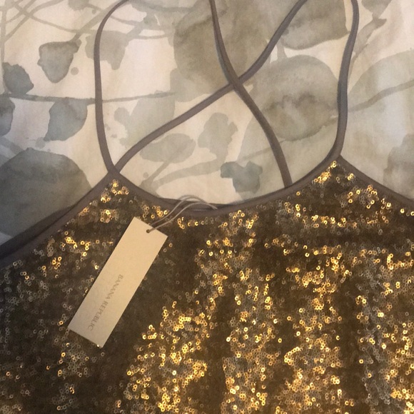 Banana Republic bronze sequin top. Size Medium. New with tags. - Picture 3 of 7